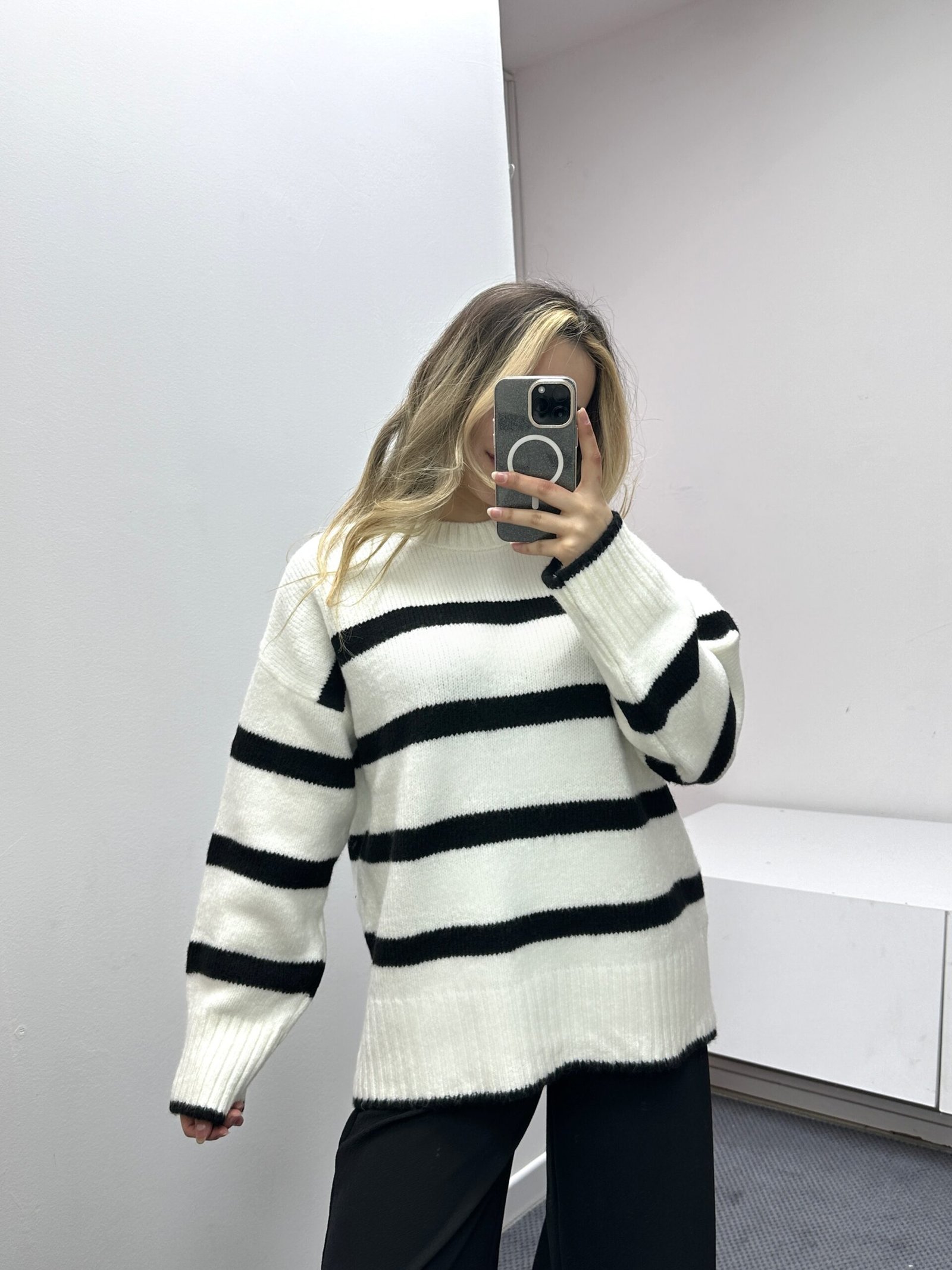 Facetune_06-03-2026-16-54-00