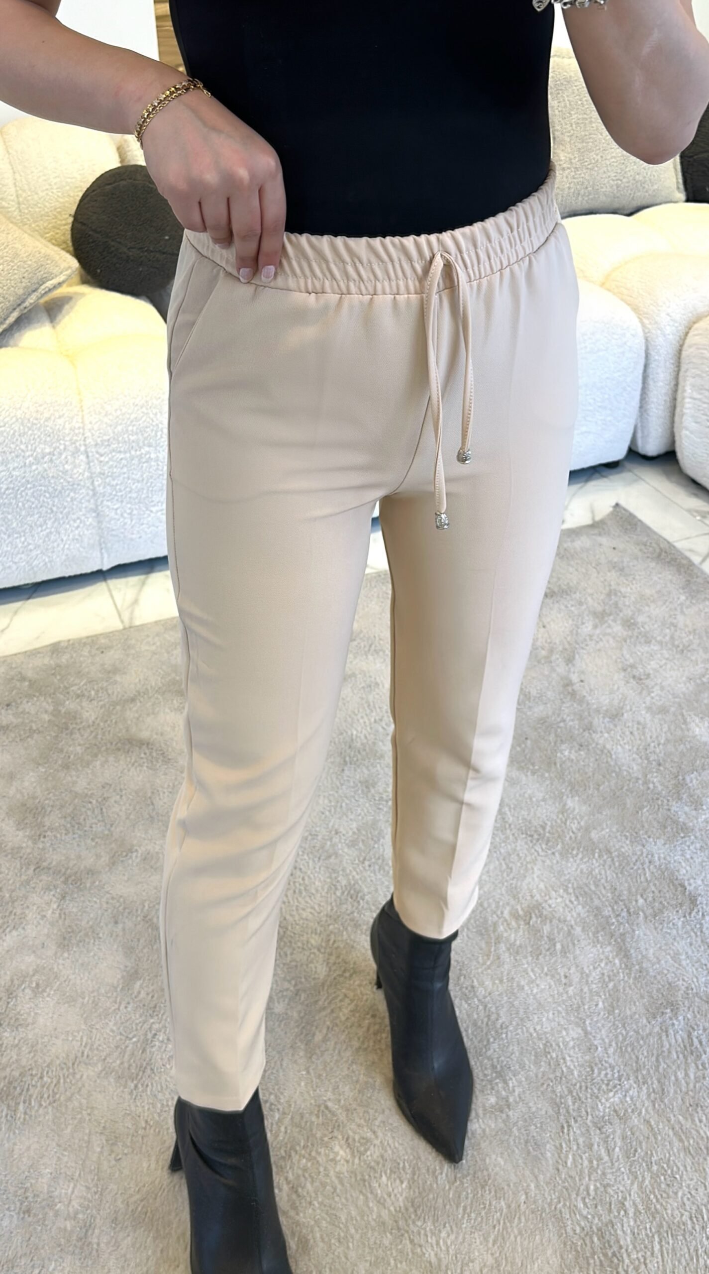 Facetune_09-03-2026-01-17-19